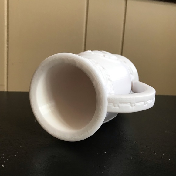 Star Wars Imperial Can Holding Mug - Picture 4 of 4